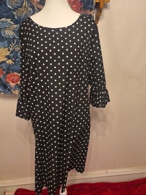 Women's Black Polka Dot Ruffle Sleeve Knee Length Dress
